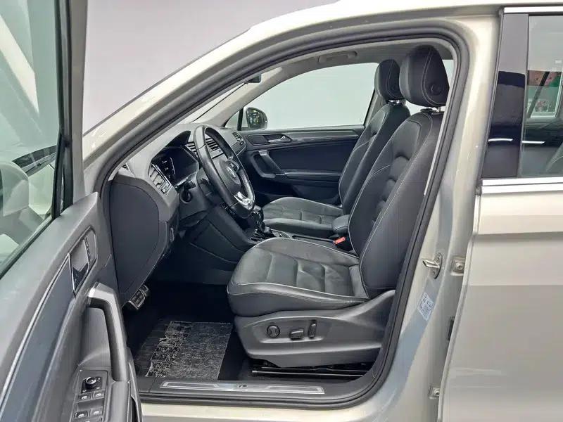 Tiguan L 2019 330TSI Automatic 2WD R-Line Flagship Edition (China VI Emission Standard) — миниатюра 17