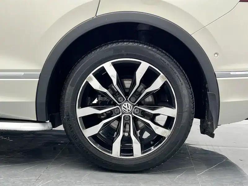 Tiguan L 2019 330TSI Automatic 2WD R-Line Flagship Edition (China VI Emission Standard) — миниатюра 9