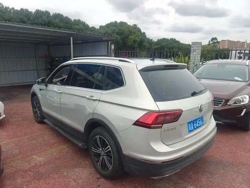 Tiguan L 2017 380TSI Automatic 4WD Luxury Edition — миниатюра 2