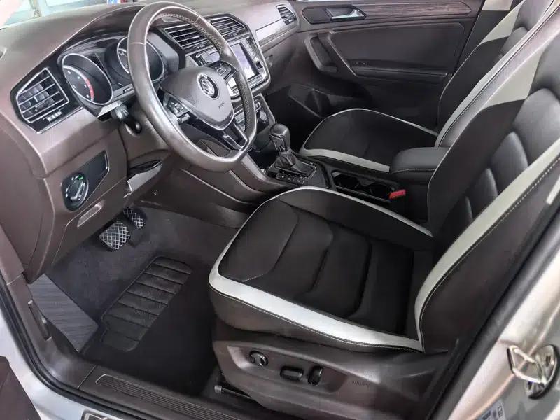 Tiguan L 2017 380TSI Automatic 4WD Luxury Edition — миниатюра 5