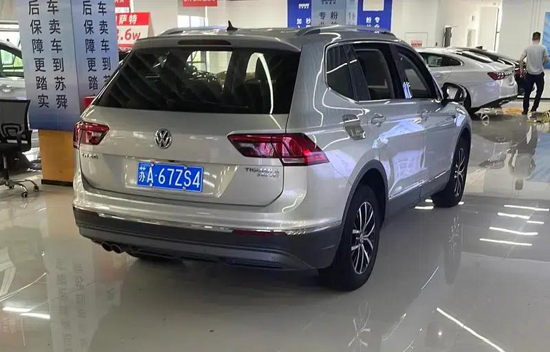 Tiguan L 2018 330TSI Automatic 2WD Luxury Edition — миниатюра 5