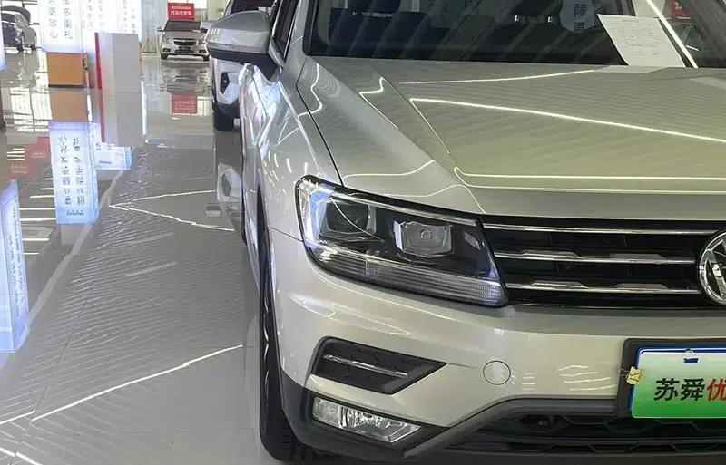 Tiguan L 2018 330TSI Automatic 2WD Luxury Edition — миниатюра 6