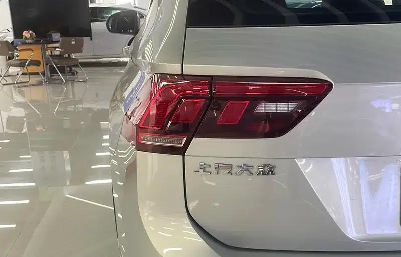 Tiguan L 2018 330TSI Automatic 2WD Luxury Edition — миниатюра 7