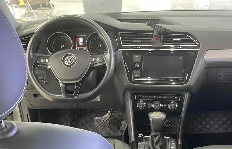 Tiguan L 2018 330TSI Automatic 2WD Luxury Edition — миниатюра 9