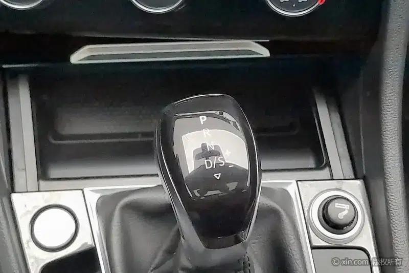 2020 Volkswagen Sagitar 280TSI DSG Comfort Model (China VI Emission Standard) — миниатюра 12