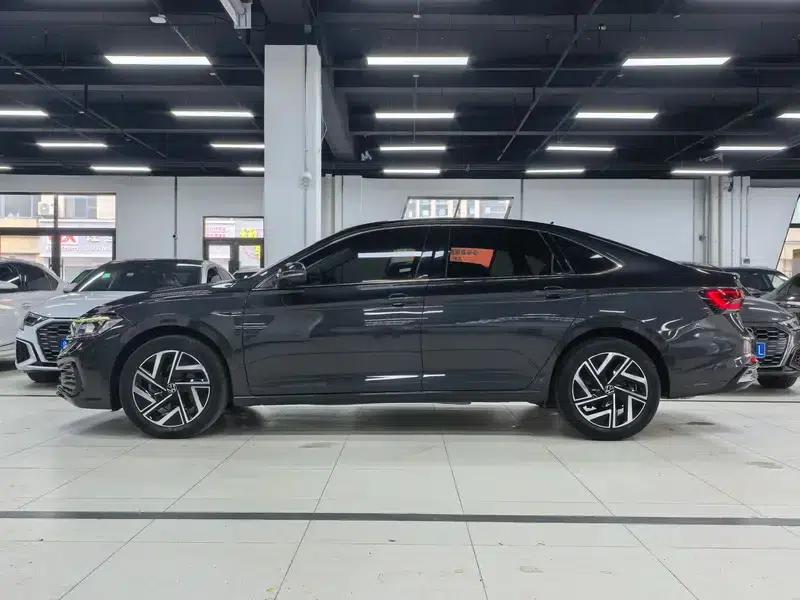 2023 Volkswagen Sagitar 280TSI DSG Super Edition — миниатюра 4