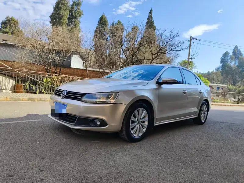 2014 Volkswagen Sagitar Facelift 1.4TSI Automatic Luxury — миниатюра 1