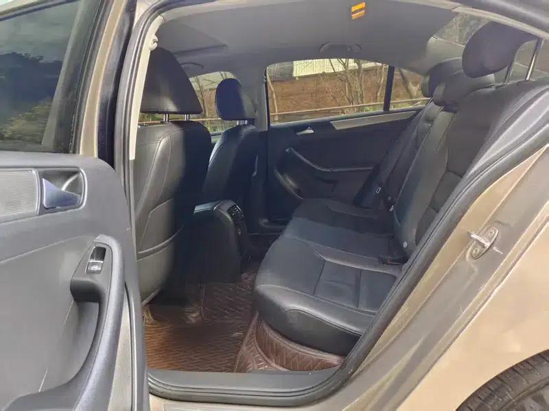 2014 Volkswagen Sagitar Facelift 1.4TSI Automatic Luxury — миниатюра 9