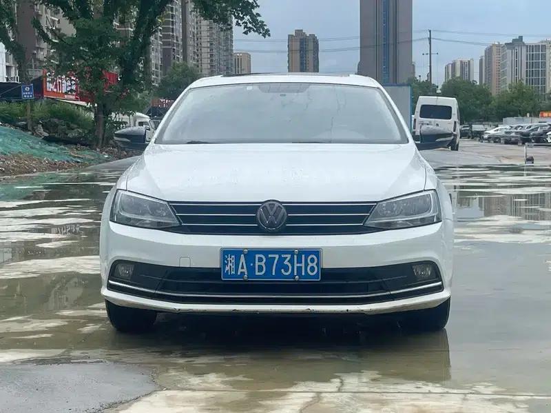 2017 Volkswagen Sagitar 1.6L Automatic Comfort Edition — миниатюра 2