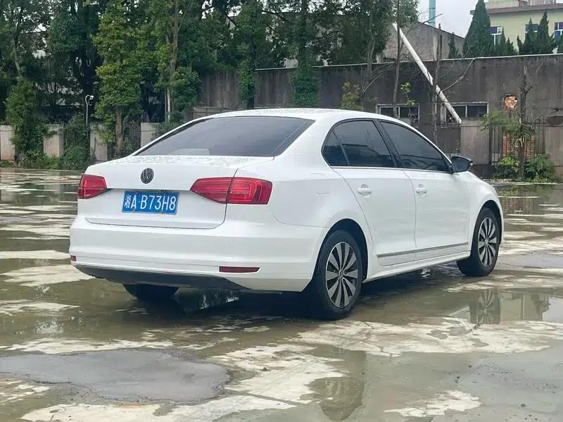 2017 Volkswagen Sagitar 1.6L Automatic Comfort Edition — миниатюра 6