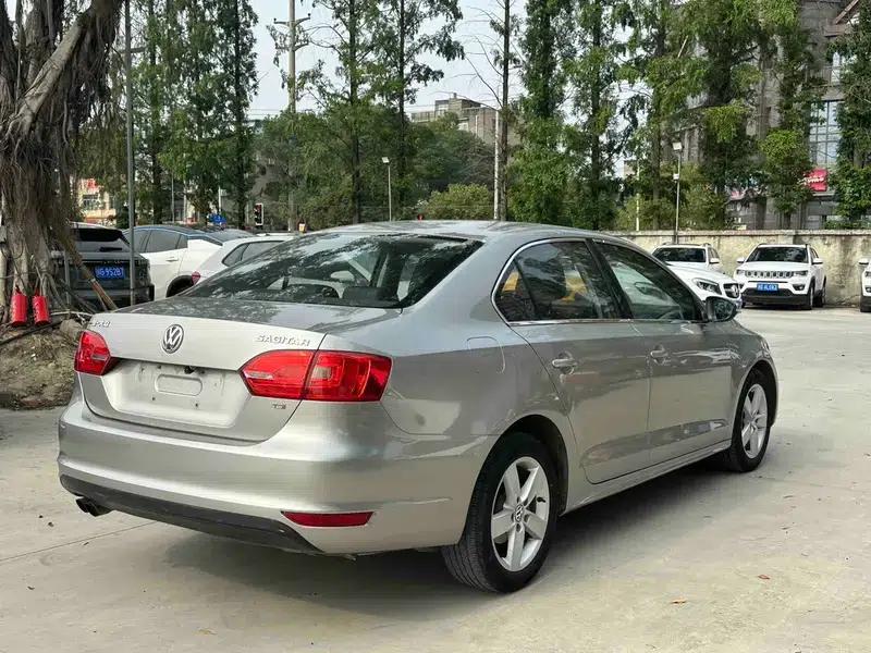 2012 Volkswagen Sagitar 1.4TSI Automatic Fashion Edition — миниатюра 6