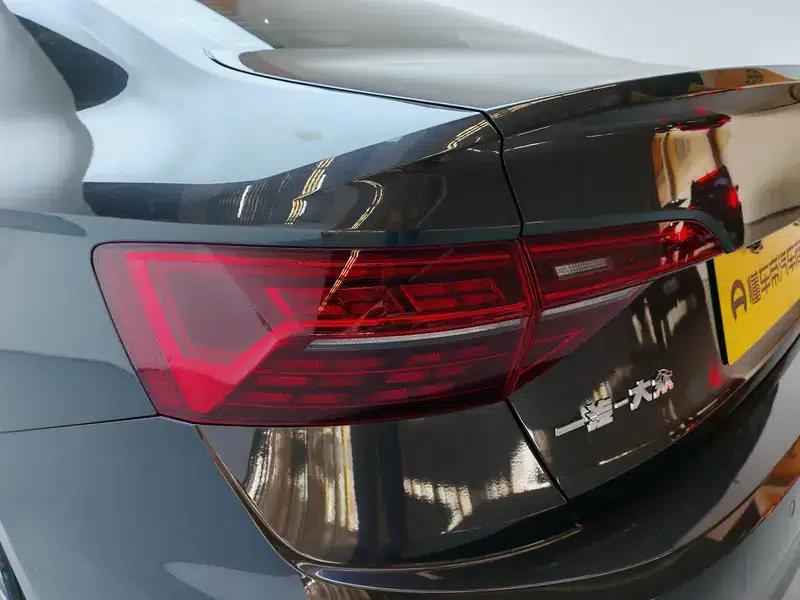 2021 Volkswagen Sagitar 280TSI DSG Super Edition — миниатюра 13