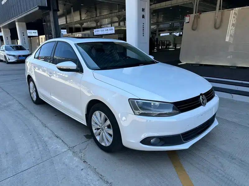 2014 Volkswagen Sagitar 1.6L Automatic Comfort Model — миниатюра 3