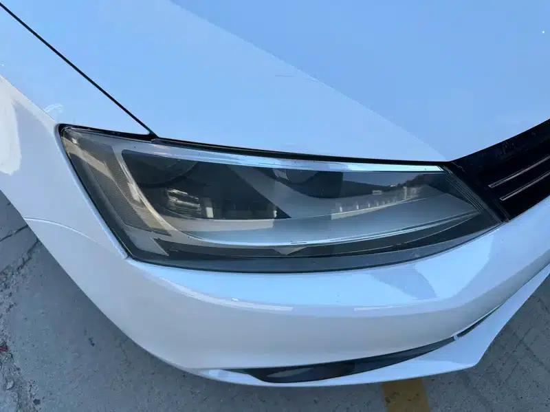 2014 Volkswagen Sagitar 1.6L Automatic Comfort Model — миниатюра 25