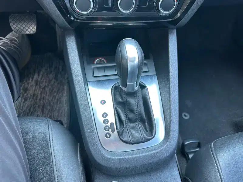 2014 Volkswagen Sagitar 1.6L Automatic Comfort Model — миниатюра 28