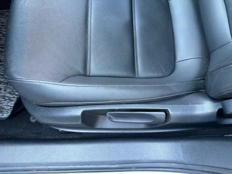 2014 Volkswagen Sagitar 1.6L Automatic Comfort Model — миниатюра 31