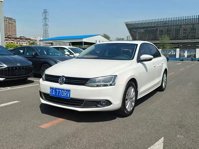 2014 Volkswagen Sagitar 1.4TSI Automatic Luxury — миниатюра 1