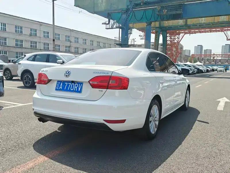 2014 Volkswagen Sagitar 1.4TSI Automatic Luxury — миниатюра 6