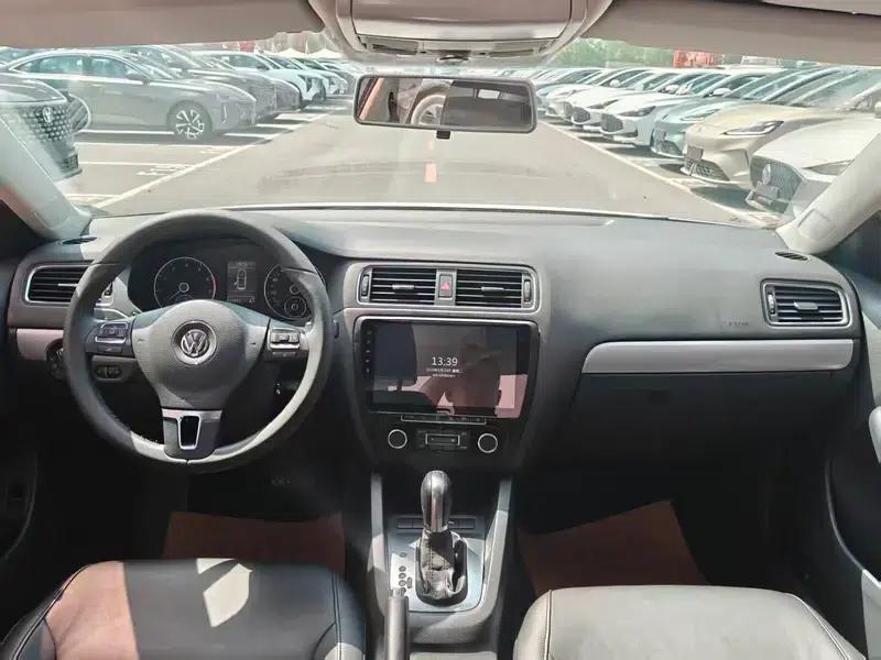 2014 Volkswagen Sagitar 1.4TSI Automatic Luxury — миниатюра 7