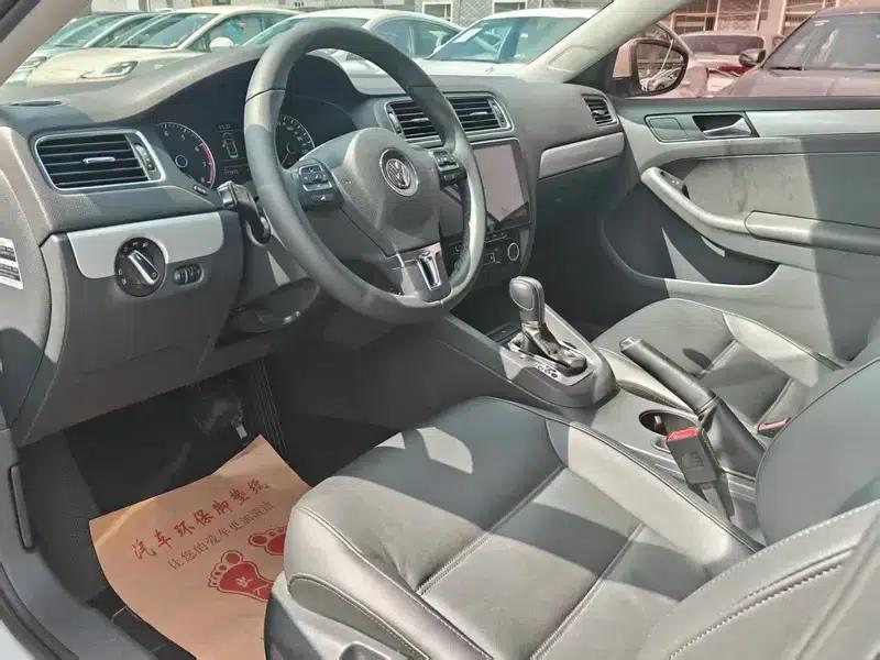 2014 Volkswagen Sagitar 1.4TSI Automatic Luxury — миниатюра 8