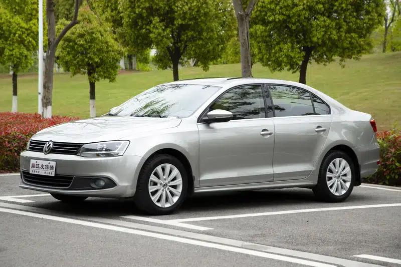 2014 Volkswagen Sagitar 1.4TSI Automatic Luxury — миниатюра 1