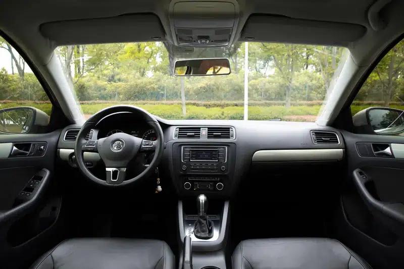 2014 Volkswagen Sagitar 1.4TSI Automatic Luxury — миниатюра 18
