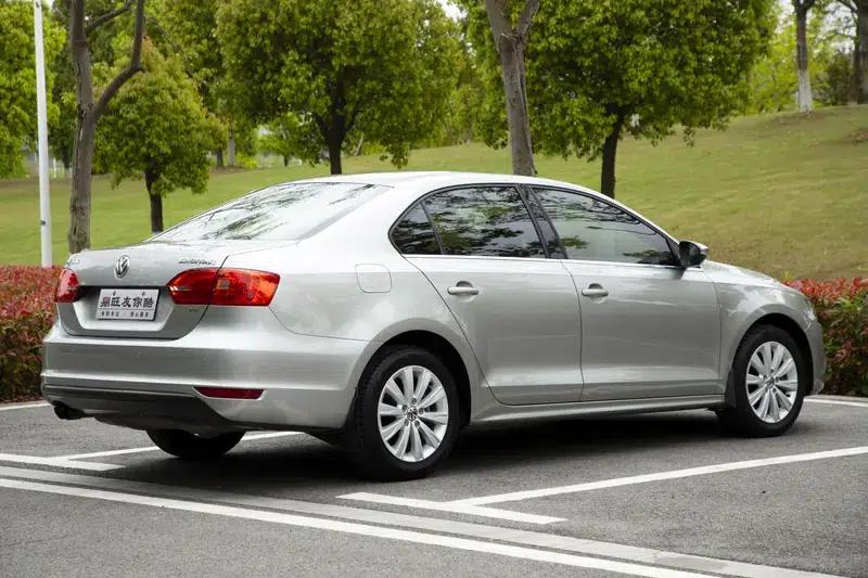 2014 Volkswagen Sagitar 1.4TSI Automatic Luxury — миниатюра 7