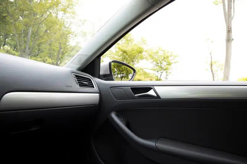 2014 Volkswagen Sagitar 1.4TSI Automatic Luxury — миниатюра 10