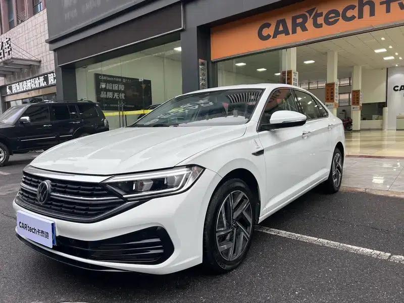 2023 Volkswagen Sagitar 300TSI DSG Super Edition — миниатюра 1