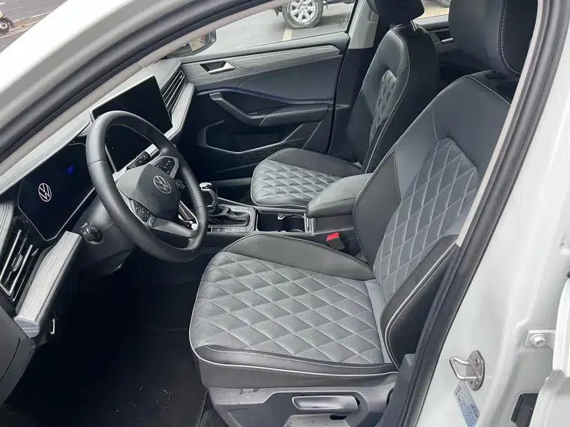 2023 Volkswagen Sagitar 300TSI DSG Super Edition — миниатюра 13