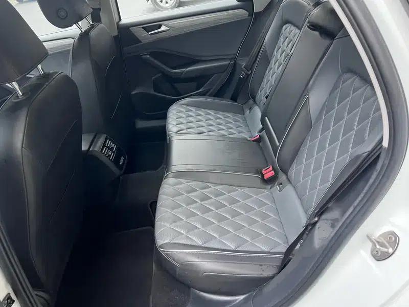 2023 Volkswagen Sagitar 300TSI DSG Super Edition — миниатюра 14