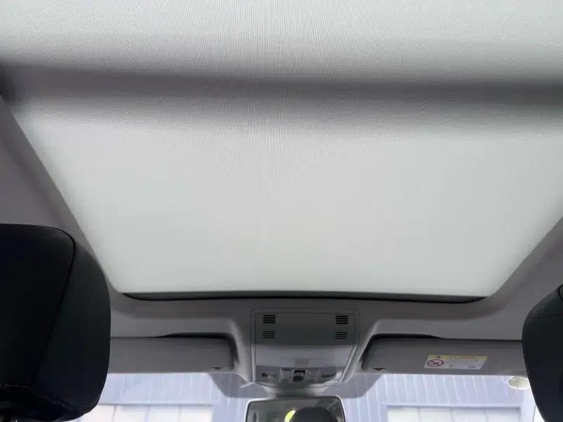 2023 Volkswagen Sagitar 300TSI DSG Super Edition — миниатюра 8