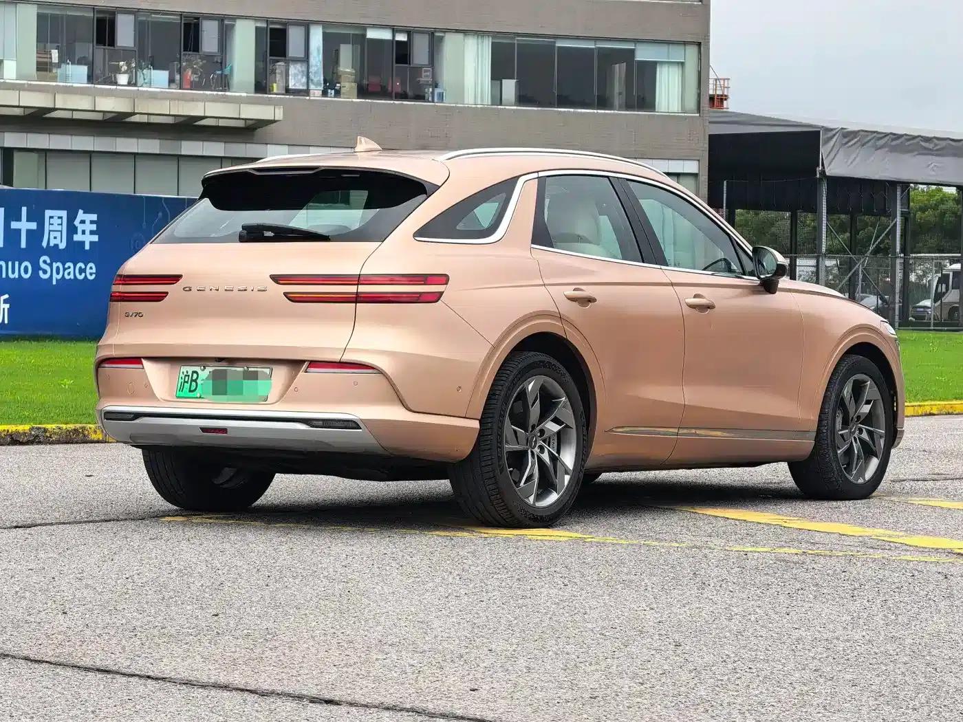 Genesis GV70 EV 2023 Model - Flagship Edition — миниатюра 6
