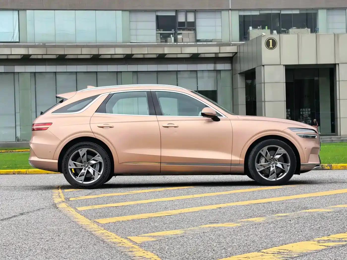Genesis GV70 EV 2023 Model - Flagship Edition — миниатюра 7