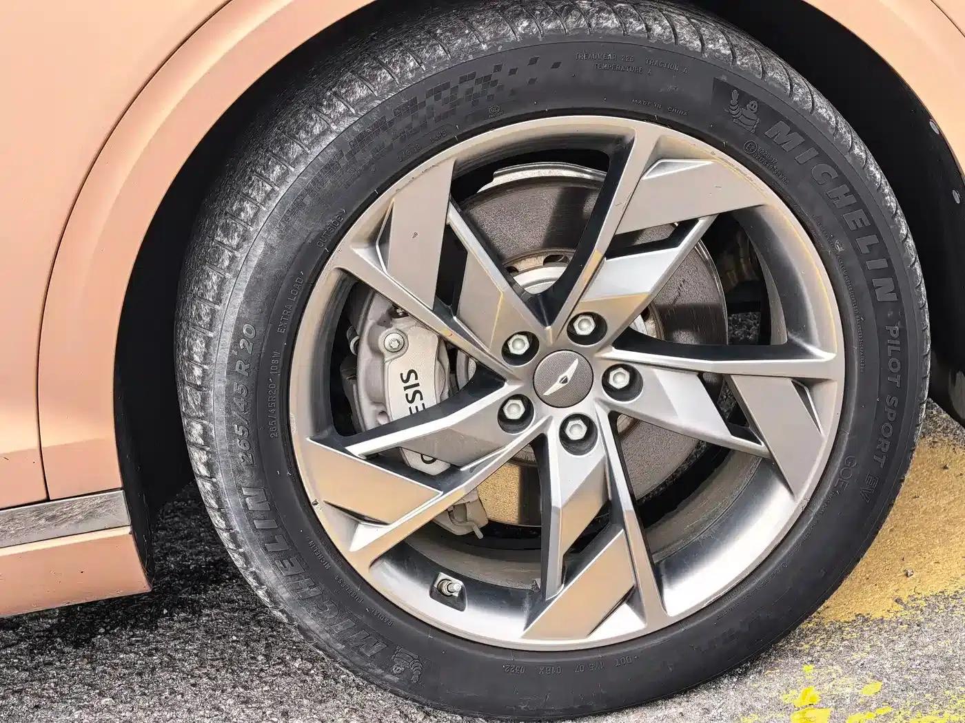 Genesis GV70 EV 2023 Model - Flagship Edition — миниатюра 9