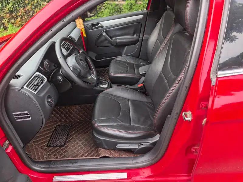 2011 Volkswagen Bora 1.4T Automatic Comfort Model — миниатюра 11