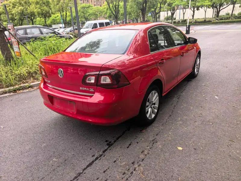 2011 Volkswagen Bora 1.4T Automatic Comfort Model — миниатюра 5