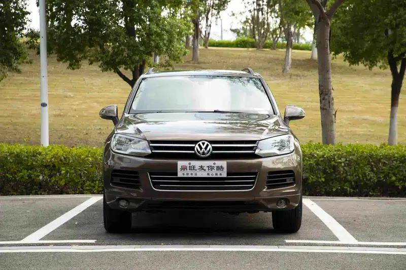 2011 Touareg 3.0TSI Standard Edition — миниатюра 2