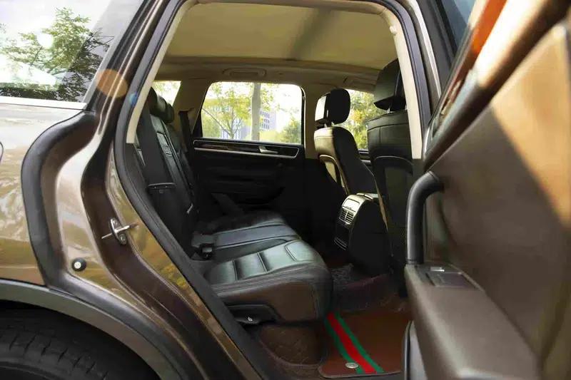 2011 Touareg 3.0TSI Standard Edition — миниатюра 28