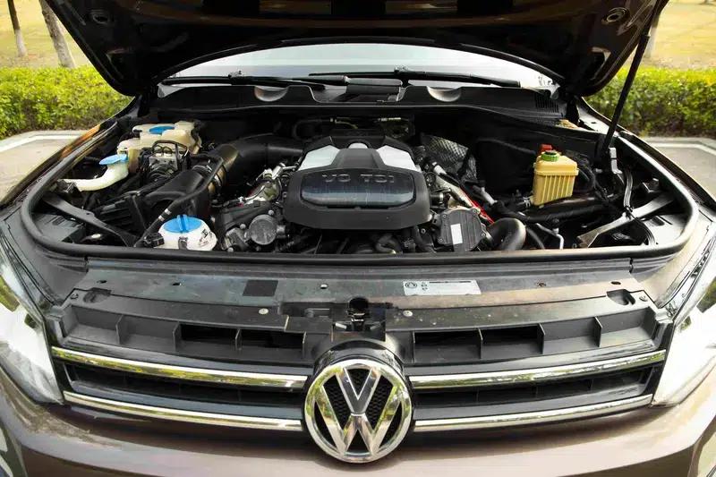 2011 Touareg 3.0TSI Standard Edition — миниатюра 8