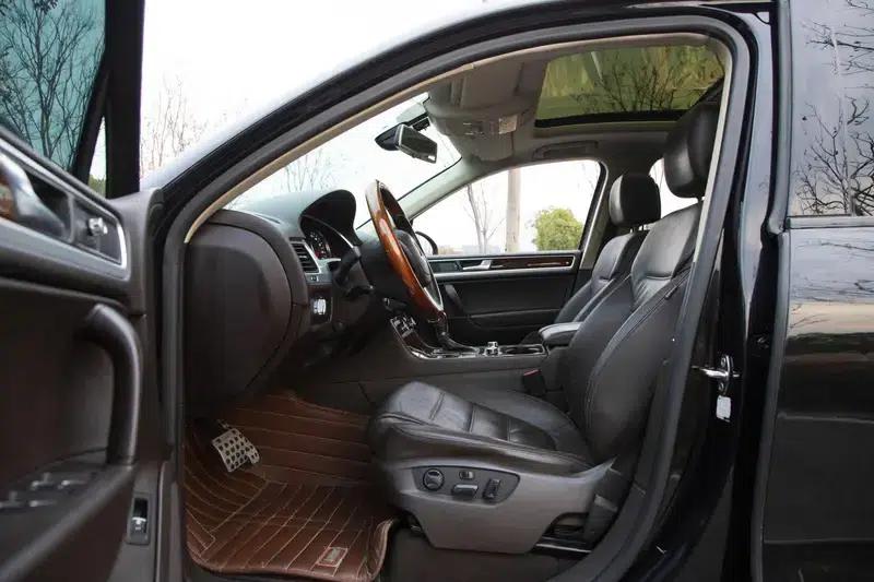 Touareg 2013 3.0TSI Limited Luxury Edition — миниатюра 25