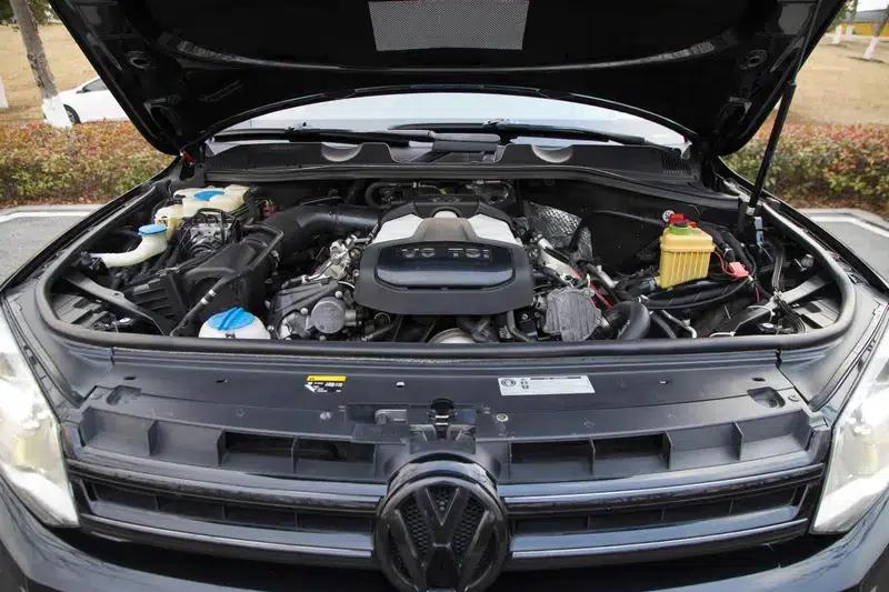 Touareg 2013 3.0TSI Limited Luxury Edition — миниатюра 8
