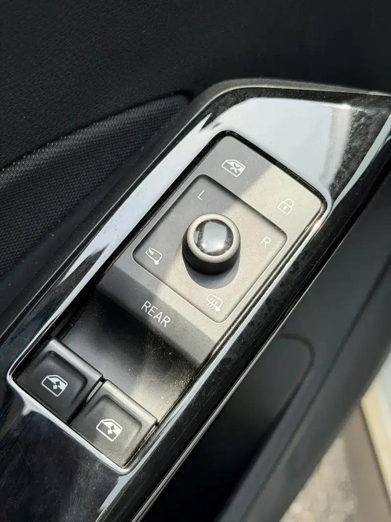 Volkswagen ID.3 2023 Pure Smart Edition — миниатюра 8