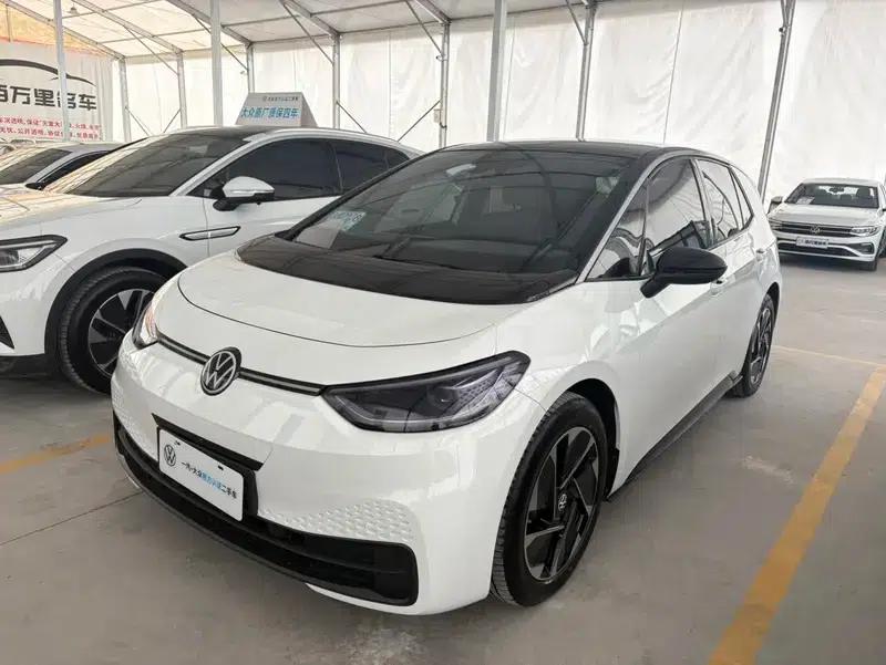 Volkswagen ID.3 2025 Smart Edition - Ultimate Edition — миниатюра 1