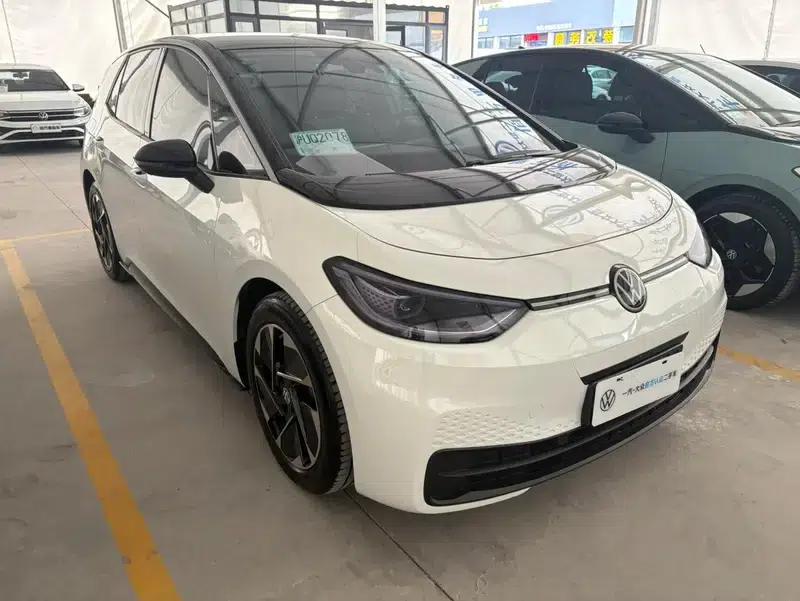 Volkswagen ID.3 2025 Smart Edition - Ultimate Edition — миниатюра 2