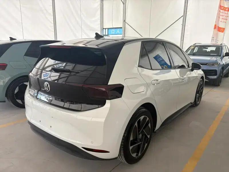 Volkswagen ID.3 2025 Smart Edition - Ultimate Edition — миниатюра 5