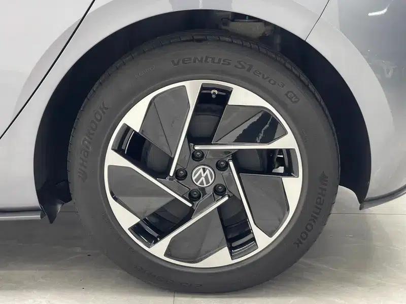 Volkswagen ID.3 2025 Smart Edition - Outstanding Version — миниатюра 9
