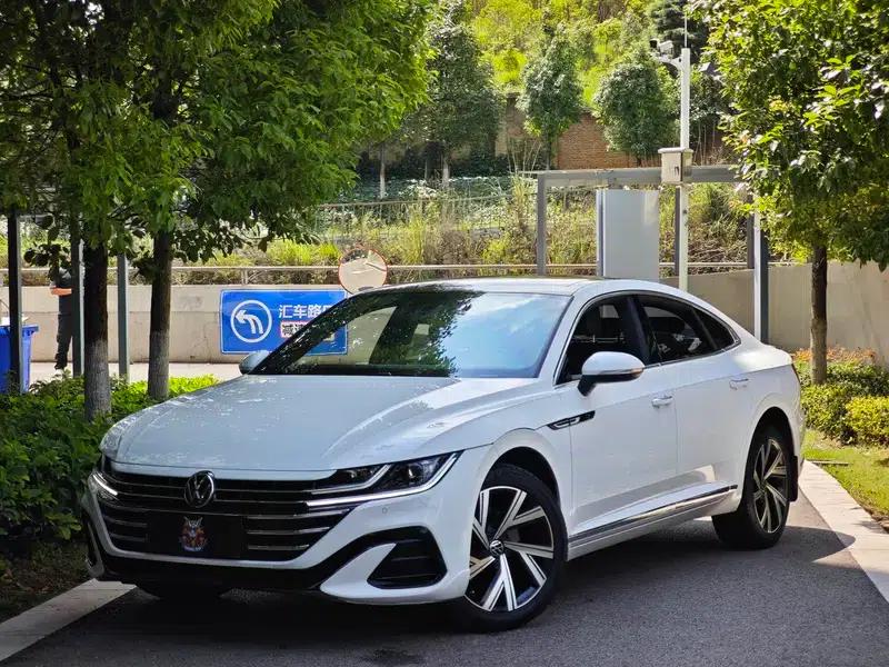 Volkswagen CC 2023 330TSI Dazzling Edition — миниатюра 1
