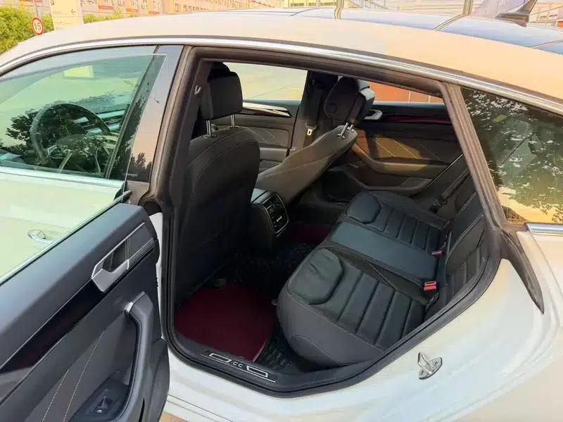 Volkswagen CC 2024 380TSI Striking Edition — миниатюра 16