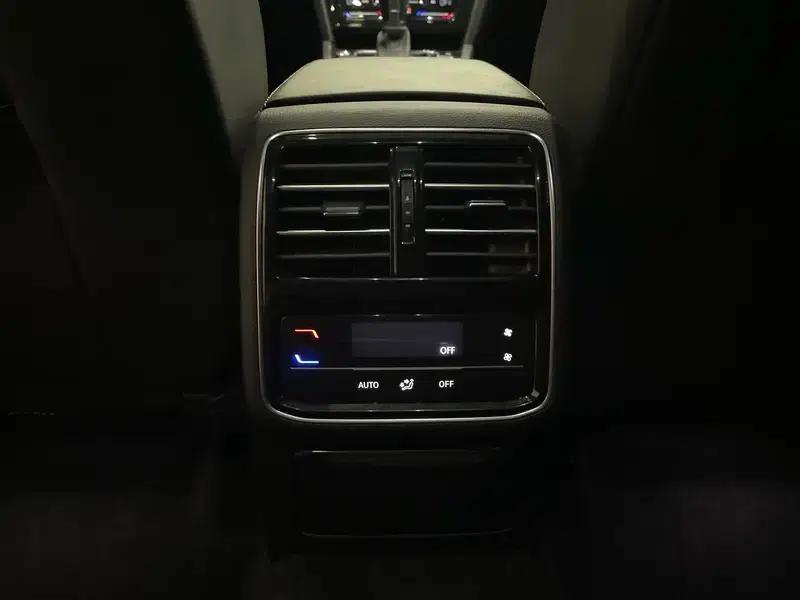 Volkswagen CC 2021 380TSI Striking Edition — миниатюра 11